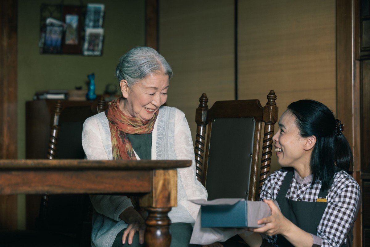 黒木華主演『アイミタガイ』、釜山国際映画祭出品決定　“相身互い”の心で繋がる人々の場面写真解禁