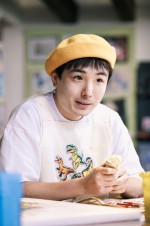 ドラマ『ライオンの隠れ家』に出演する森優作