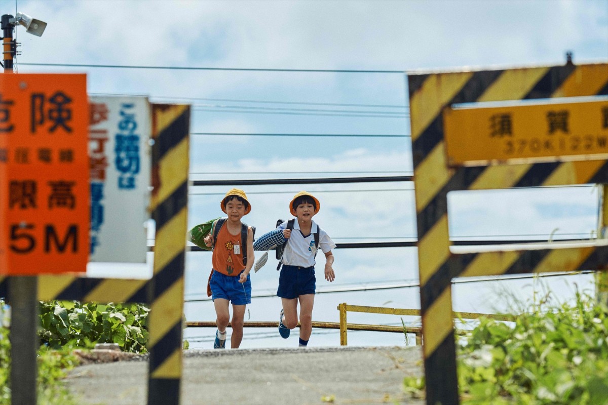 吉沢亮主演『ぼくが生きてる、ふたつの世界』、ロンドン映画祭コンペ出品決定　新場面写真も到着
