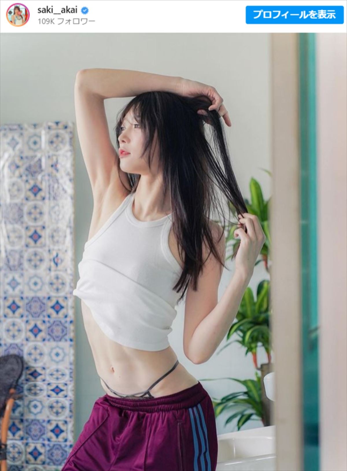 超有名“元プロボクサー”の美人娘174cm、「腹筋すごい」ぴっちり“トレーニングウェア”に絶賛の声