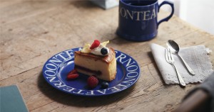 「Afternoon Tea」人気ティーウェアが復刻！　誕生月を記念したブルーカラーの全5種
