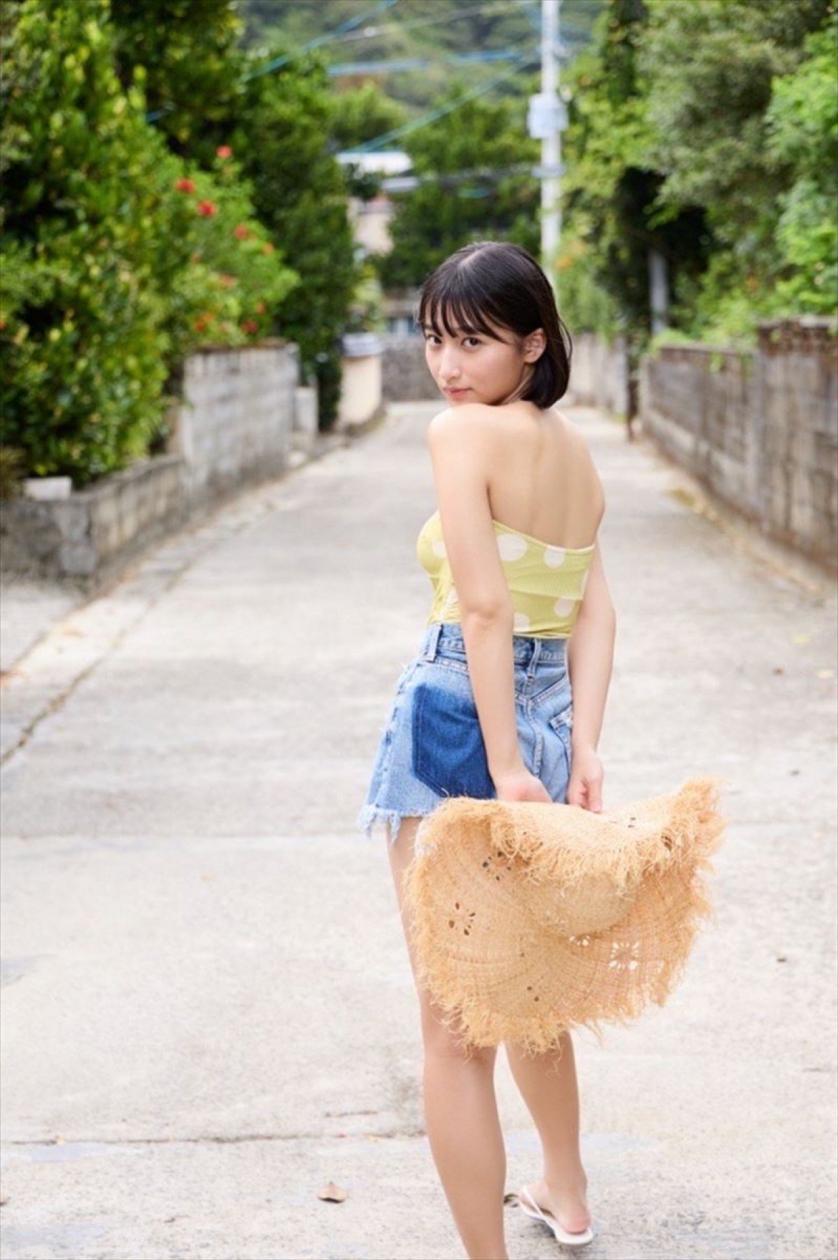グラビアで話題のアイドル美女20歳、“夏休みを満喫”1st写真集発売が決定！