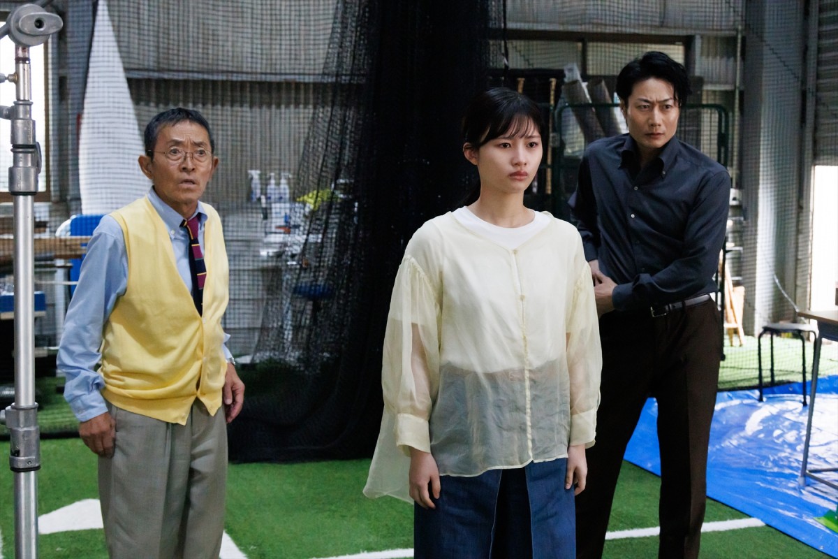 『GO HOME』第8話　“手嶋”阿部亮平、拳銃を奪われる　その銃を使った殺人事件が発生し窮地に!?