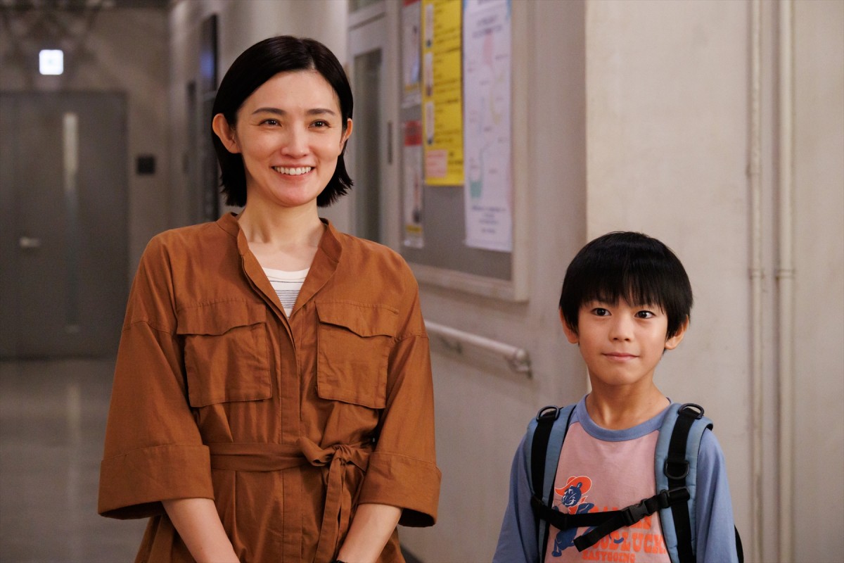 『GO HOME』第9話　“堀口”戸次重幸は別人!?　過去に隠された悲しい真実に“桜”小芝風花が迫る