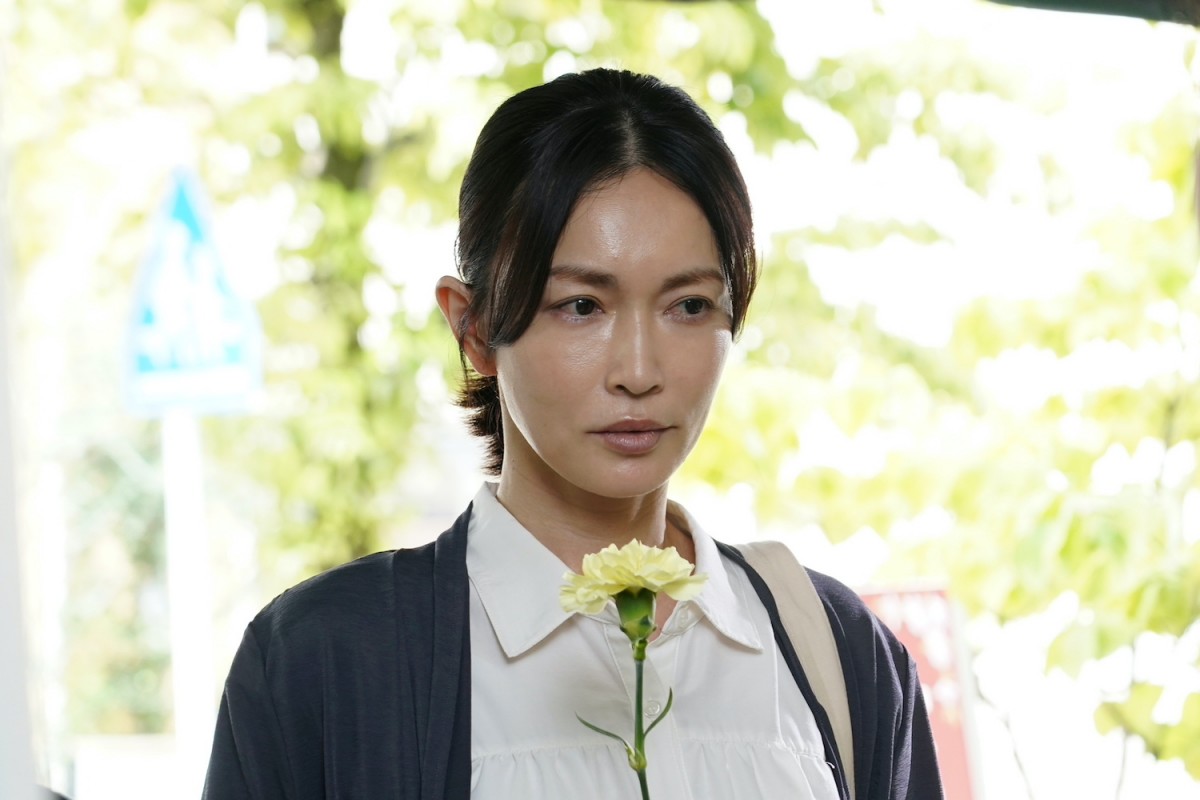 『降り積もれ孤独な死よ』“顔に傷のある男”の正体に反響「幼馴染…なの？」「やるせない」