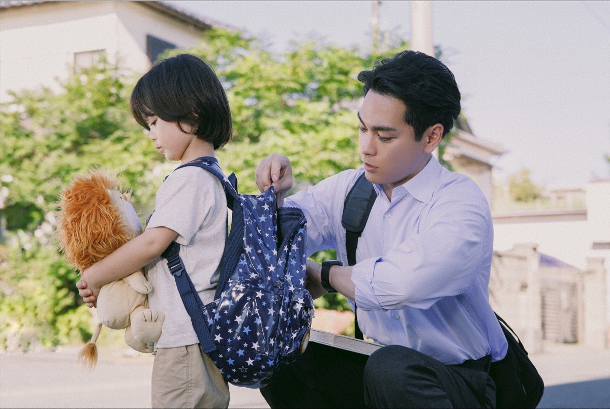 柳楽優弥×坂東龍汰、穏やかに暮らす兄弟が“ある事件”に巻き込まれる　『ライオンの隠れ家』スタート