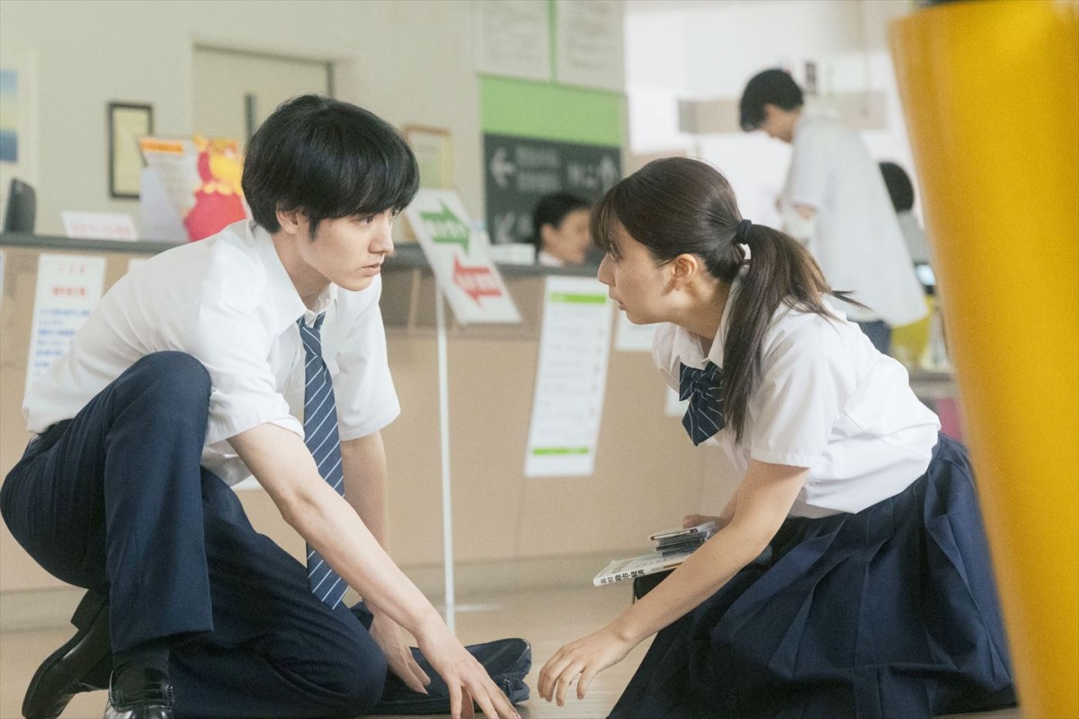 赤楚衛二×上白石萌歌がおくる映画『366日』、愛の軌跡をたどる場面写真初解禁