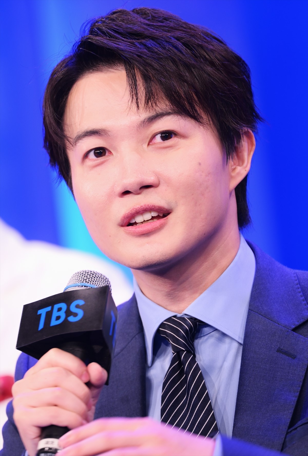 神木隆之介、最多共演の「花様」＝杉咲花に褒められ笑顔