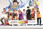 『ドラゴンボールDAIMA』ワールドプレミア上映会　舞台挨拶・40周年記念セレモニーに出席した（左から）AI、C&K、野沢雅子、小林由美子、内山昂輝、ファイルーズあい、伊能昭夫