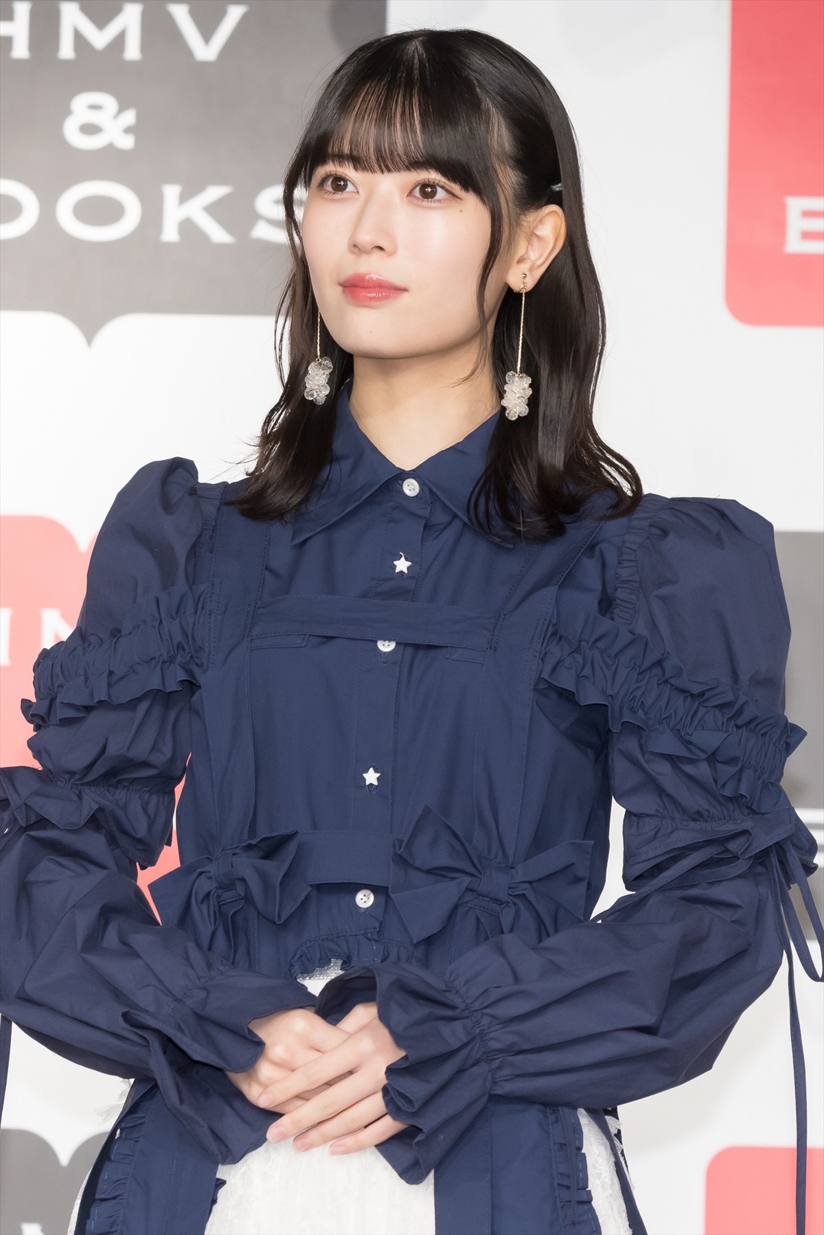 乃木坂46・岩本蓮加、1st写真集発売でファンにメッセージ「あの頃の“れんたん”もちゃんといる」