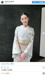 全てが絵になる　伊東美咲の着物姿　※「伊東美咲」インスタグラム