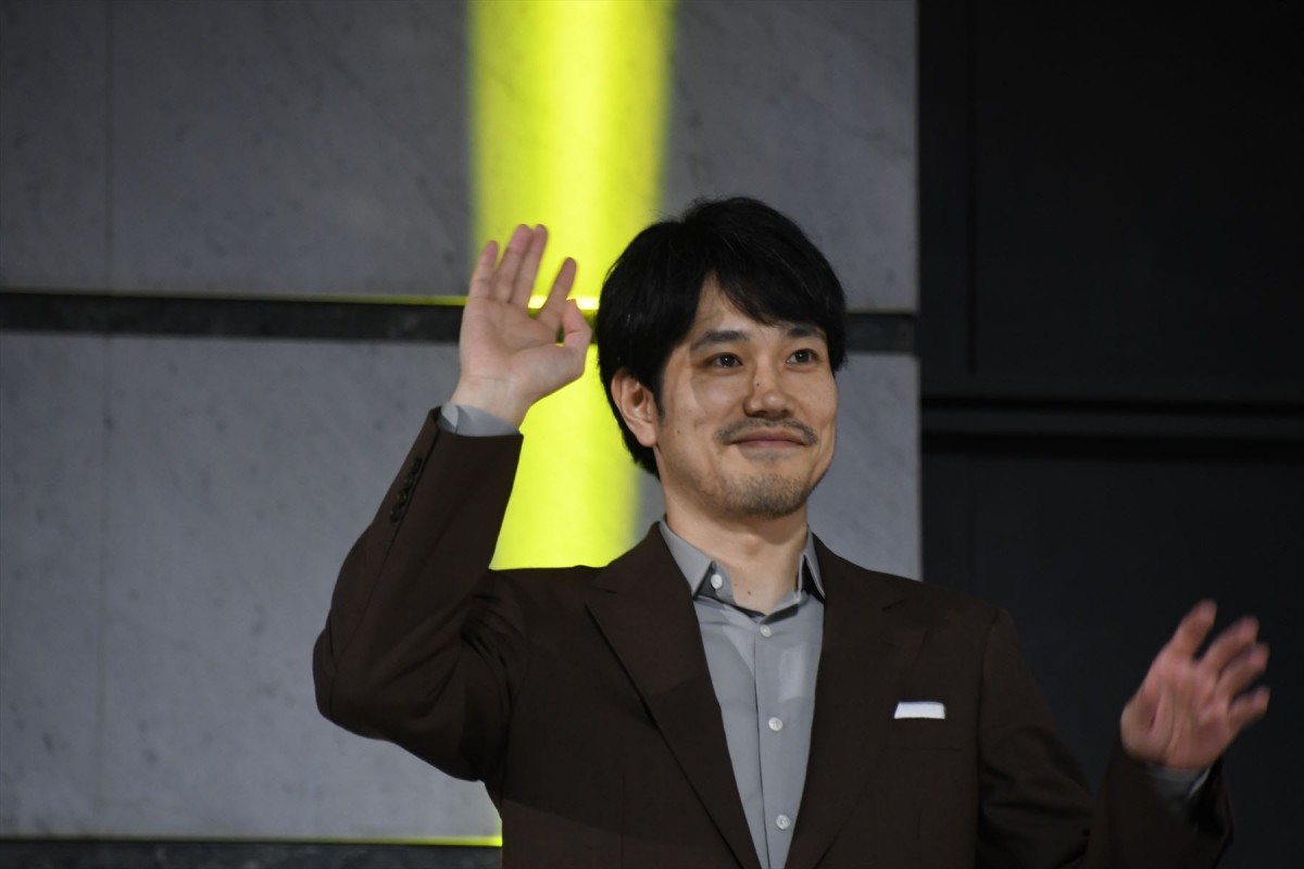 松山ケンイチ、染谷将太ら映画『聖☆おにいさん』完成報告会でまさかの展開！　豪華キャストが別作品を宣伝