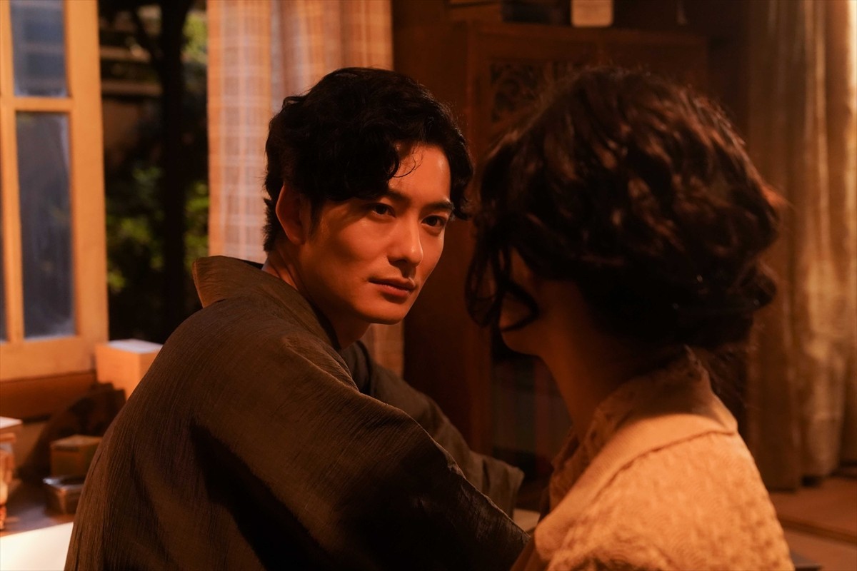 岡田将生が“危険な色気”で悩殺演技　『ゆきてかへらぬ』で魅了