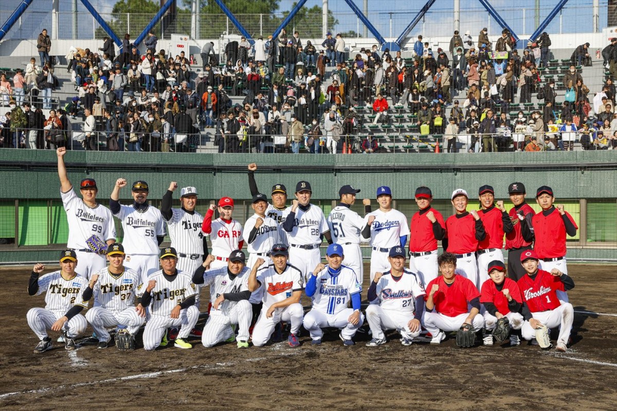 「プロ野球レジェンド軍vs芸能人オールスターズ 野球対決」より