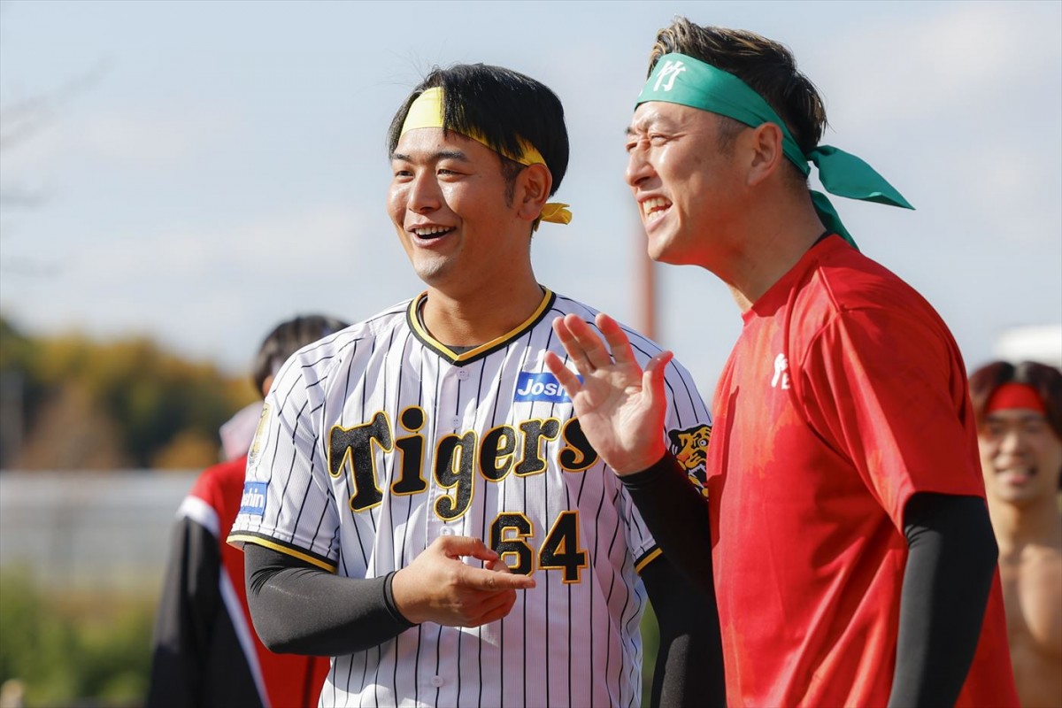 M‐1準優勝・バッテリィズ、佐藤隆太、鈴木福、高橋優斗、DeNA三浦大輔監らが野球対決に参戦！　あす放送『超アスリートvs芸能人』