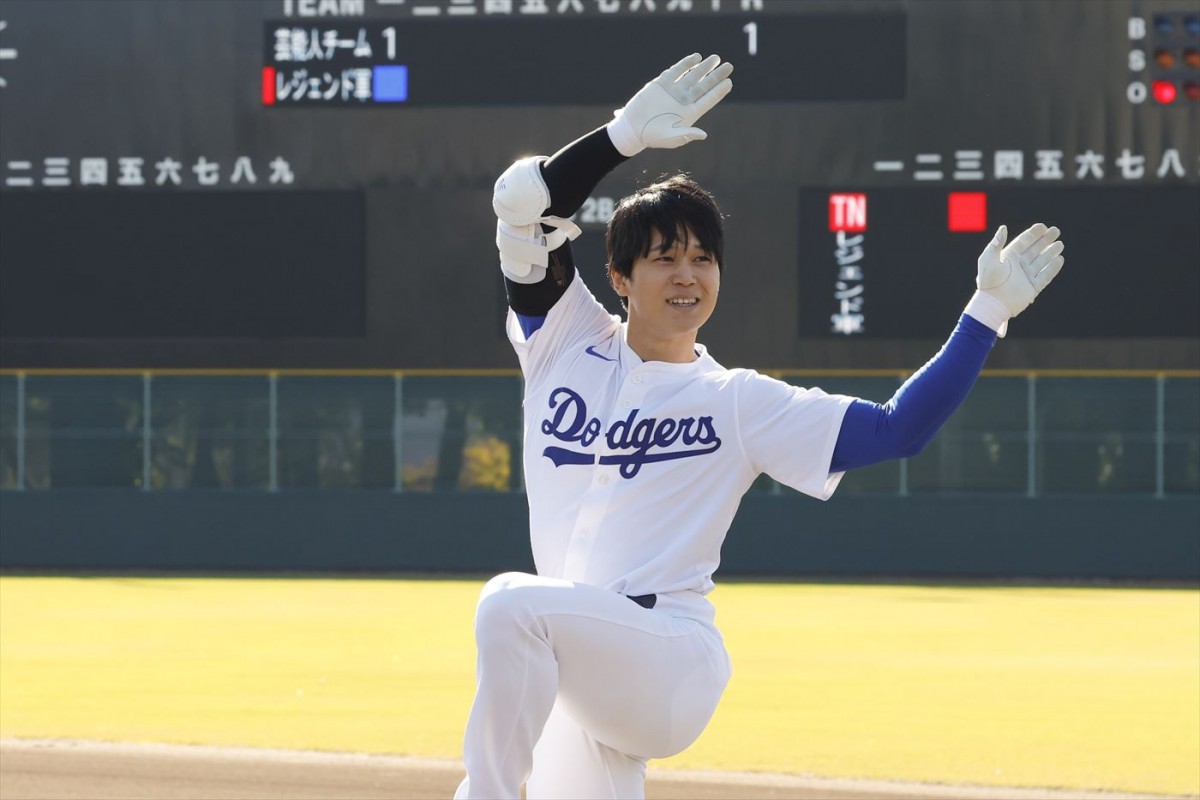 M‐1準優勝・バッテリィズ、佐藤隆太、鈴木福、高橋優斗、DeNA三浦大輔監らが野球対決に参戦！　あす放送『超アスリートvs芸能人』