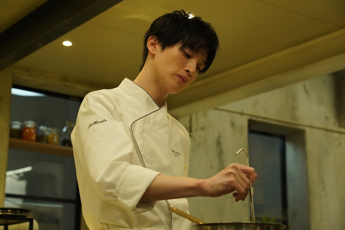 SPドラマ『グランメゾン東京』“尾花”木村拓哉と“倫子”鈴木京香の手荒な再会シーンに反響「この二人らしくて最高」