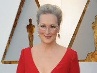 メリル・ストリープ、LA山火事に襲われフェンスを切り裂いて脱出