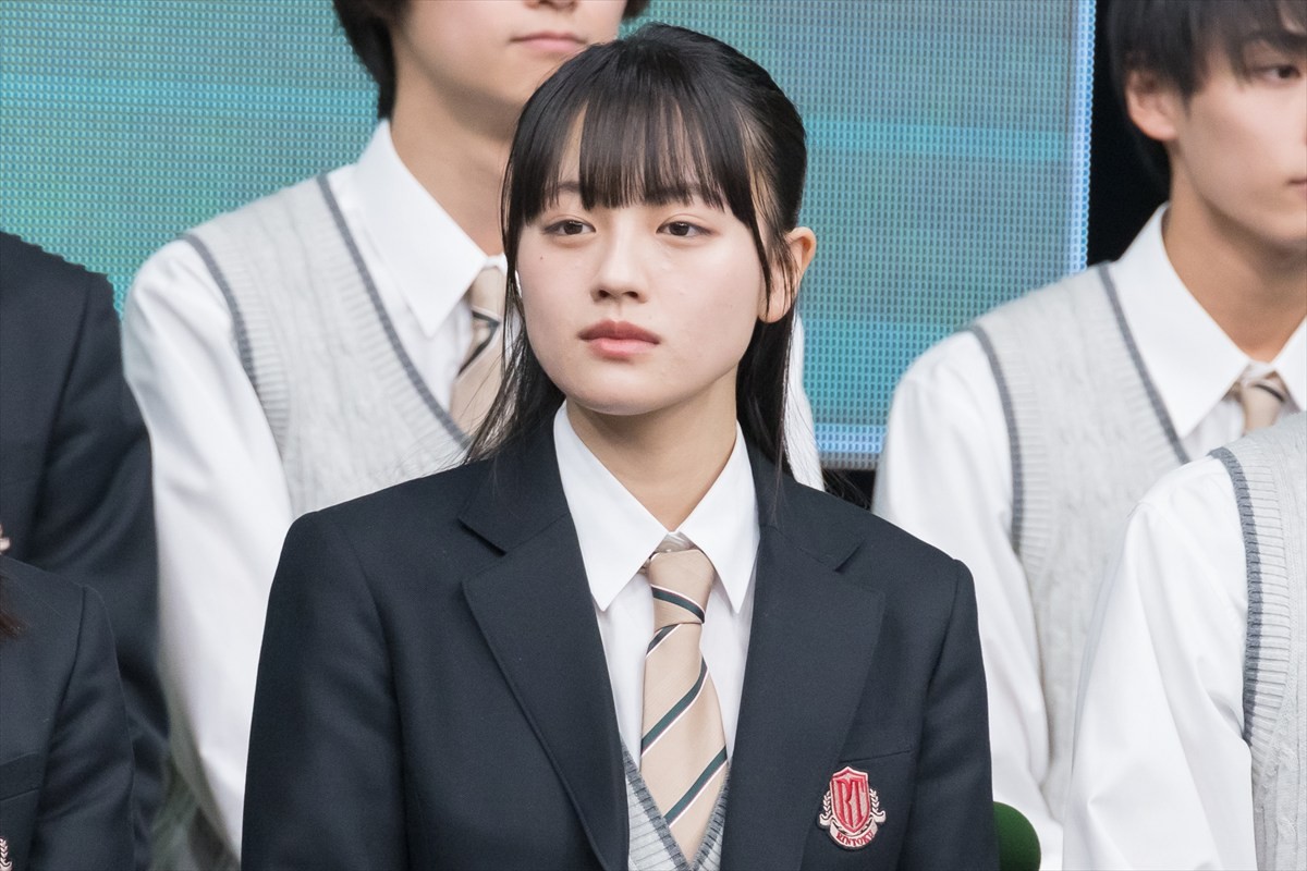 松坂桃李＆吉岡里帆、生徒役・奥平大兼の暴露に「見られてる（笑）」「恥ずかしい」
