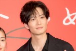 岡田将生、映画『ゆきてかへらぬ』完成披露舞台挨拶に登場