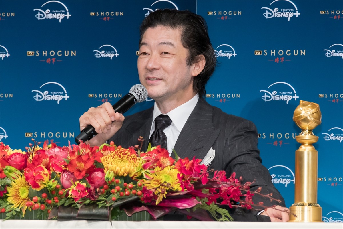 浅野忠信、『SHOGUN 将軍』GG賞4冠受賞で妻・中田クルミに感謝「サポートがなかったら消えていなくなっていた」