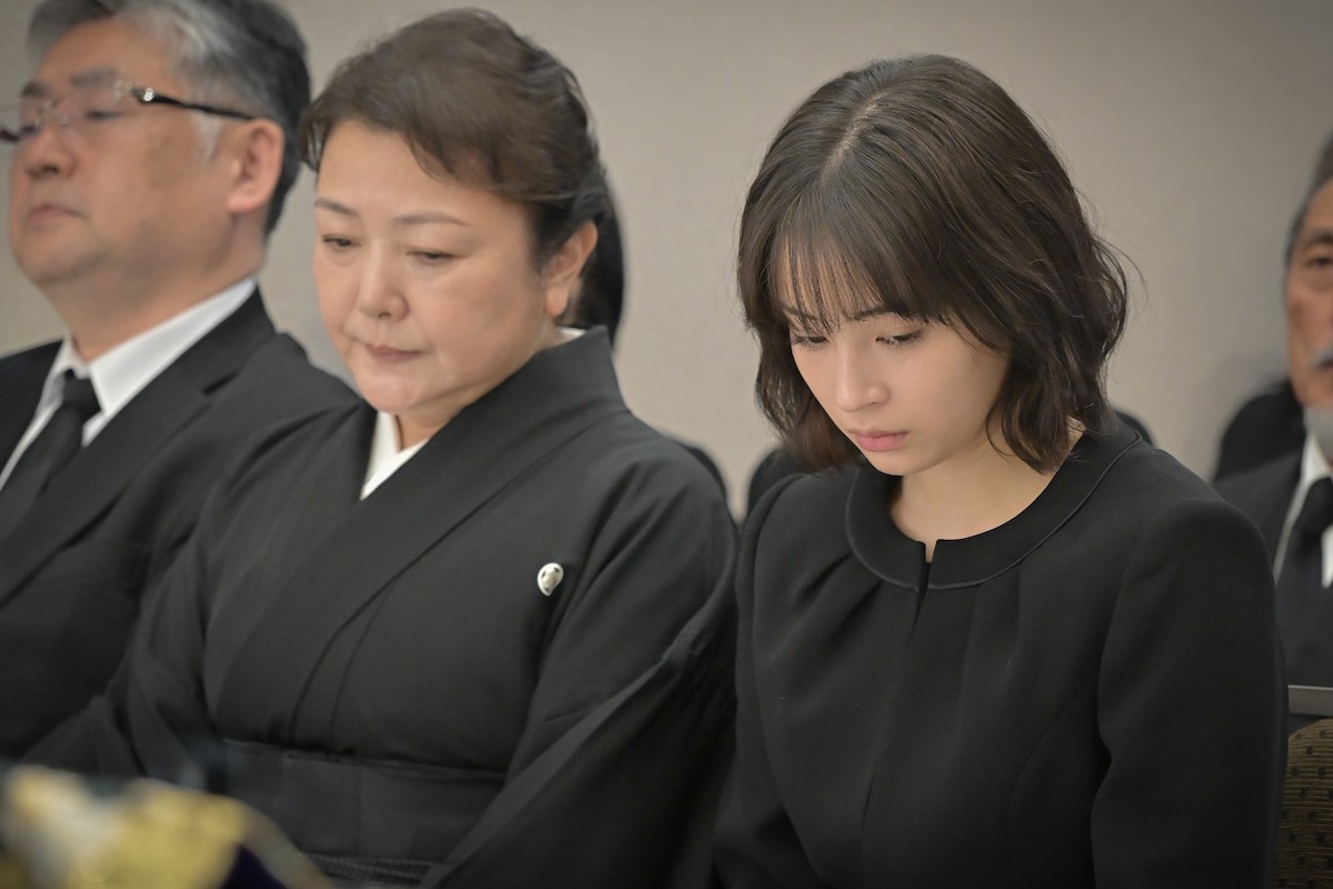 広瀬すず主演、現在と過去2つの事件が交錯する本格サスペンス『クジャクのダンス、誰が見た？』今夜スタート