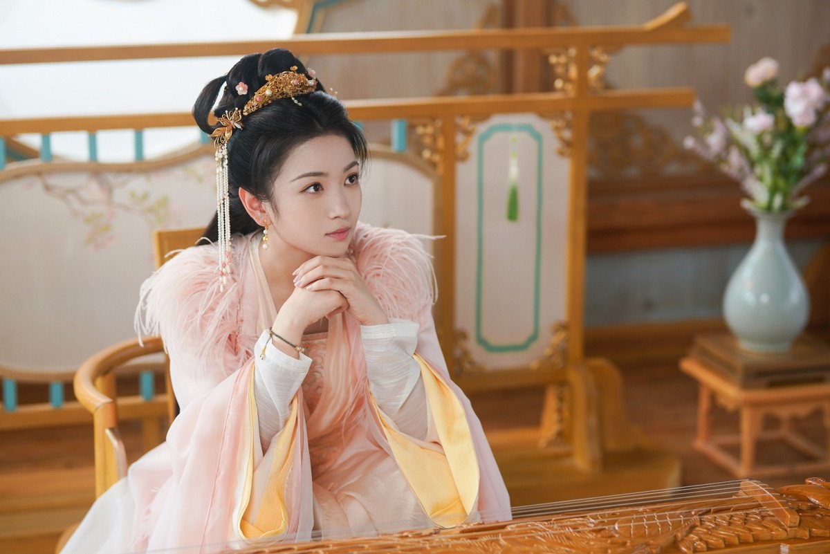 『長相思』ヤン・ズーが男前医師＆王姫を熱演！　豪華女優たちがヒロインの恋を阻む波乱万丈のラブストーリー