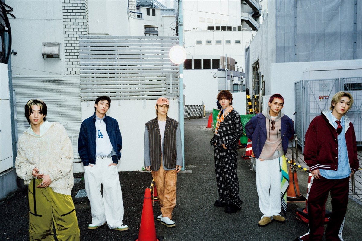 なにわ男子・大西流星『andBOY』vol.3表紙に！　クールな眼差しで魅了