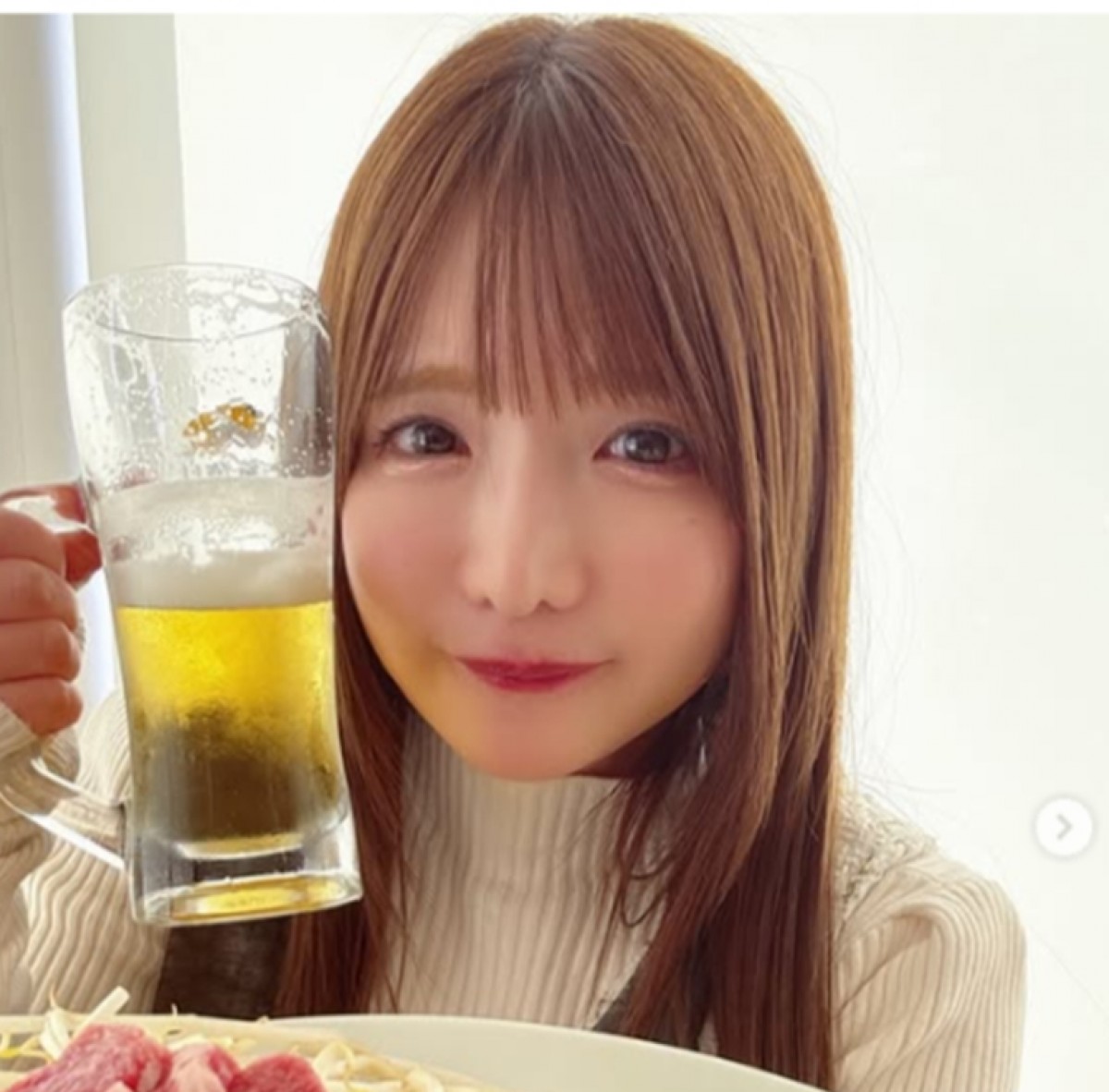 もえあず、近影　※「もえあず」インスタグラム