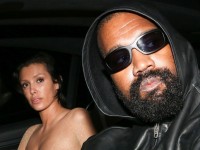 現妻のビアンカ・センソリと出かけるカニエ・ウェスト（2024）