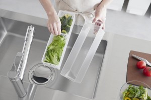 山崎実業“タワー＆トスカシリーズ”に新作！　野菜の水切りができるザル付き保存容器など5点