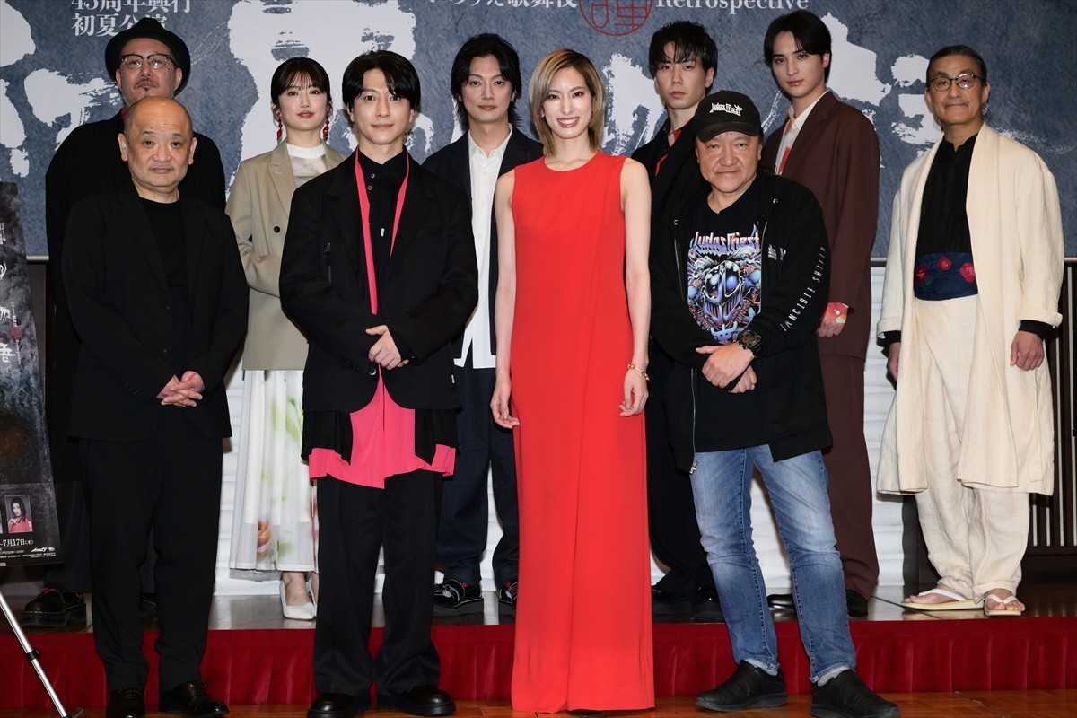 元宝塚花組トップ・柚香光、劇団☆新感線45周年興行で主演「何もかもが新鮮で刺激的」