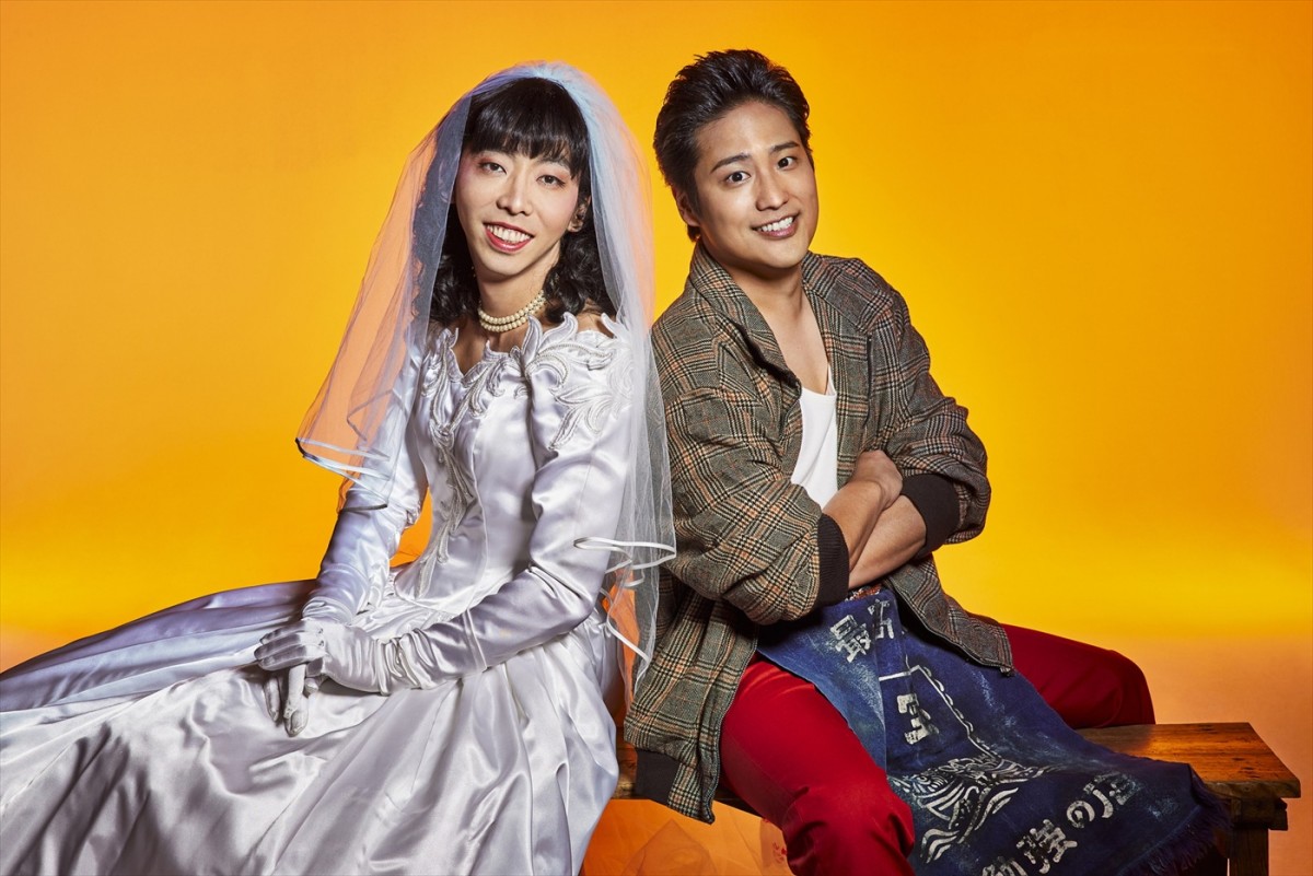 Bunkamura Production 2025『泣くロミオと怒るジュリエット2025』より(左から)ジュリエット役の柄本時生、ロミオ役のWEST.桐山照史