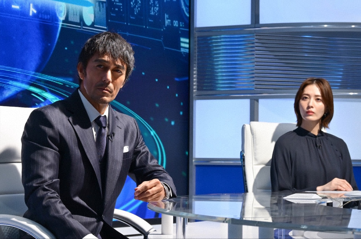 『キャスター』第2話　“進藤”阿部寛、オンラインスポーツ賭博の闇に迫る
