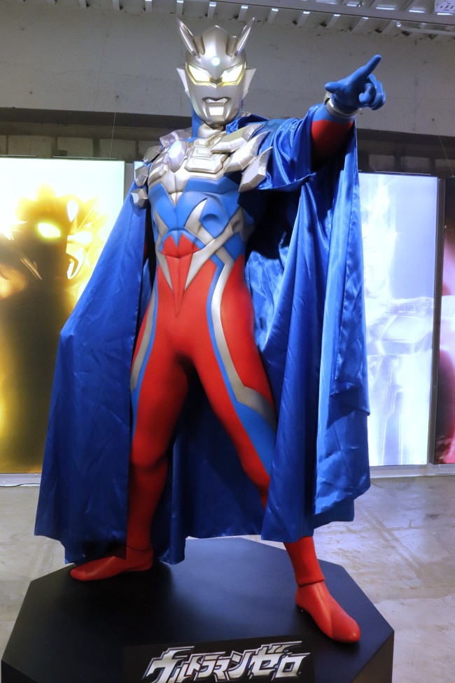 ウルトラマンゼロ 江戸切子グラス 青 15周年 ウルトラマンゼロ