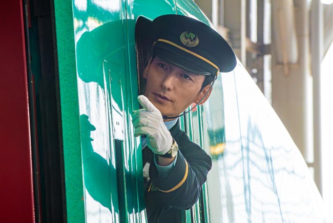 新幹線大爆破のメインビジュアル