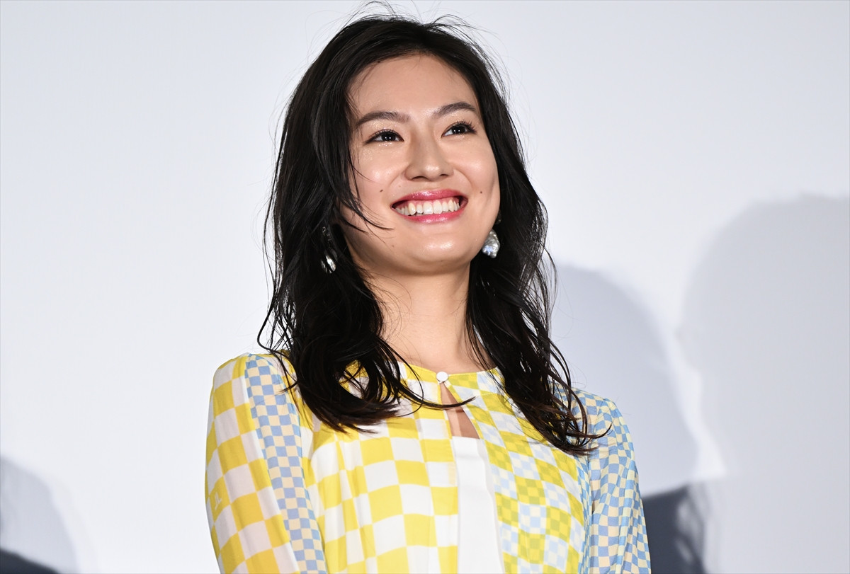 WEST.、デビュー記念日に全員主演の映画をお披露目「自慢のグループ」