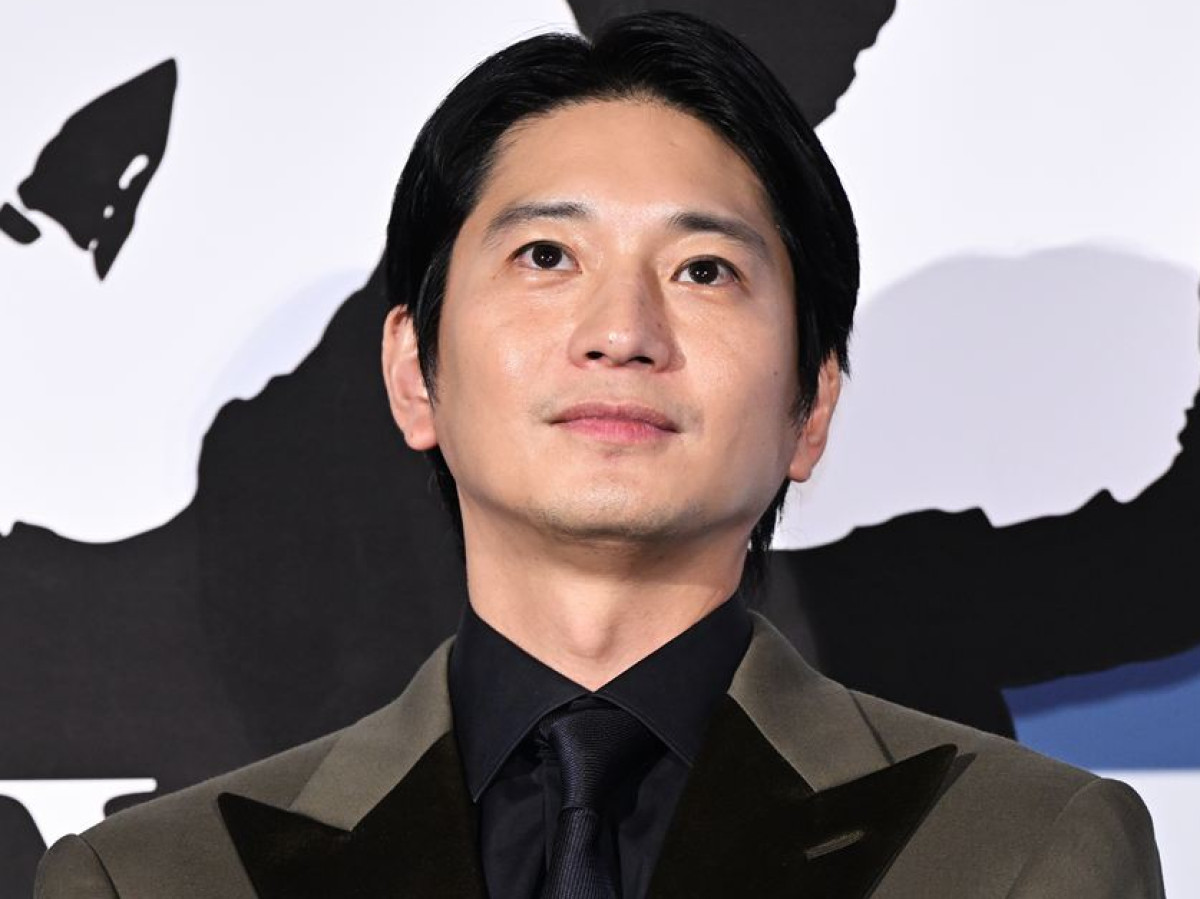映画『パリピ孔明 THE MOVIE』初日舞台あいさつに登壇した向井理