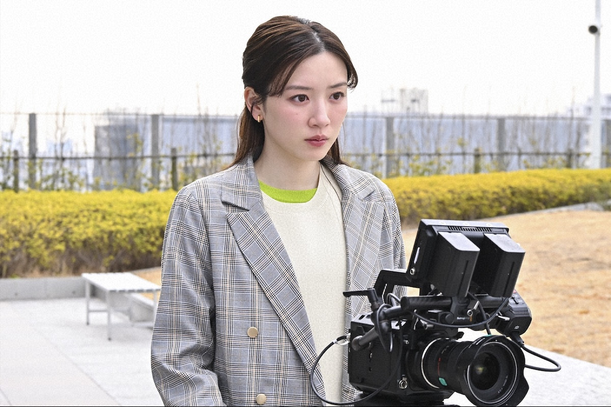 『キャスター』第3話　“進藤”阿部寛、万能細胞を発見した“篠宮”のんをインタビューも大騒動へ発展