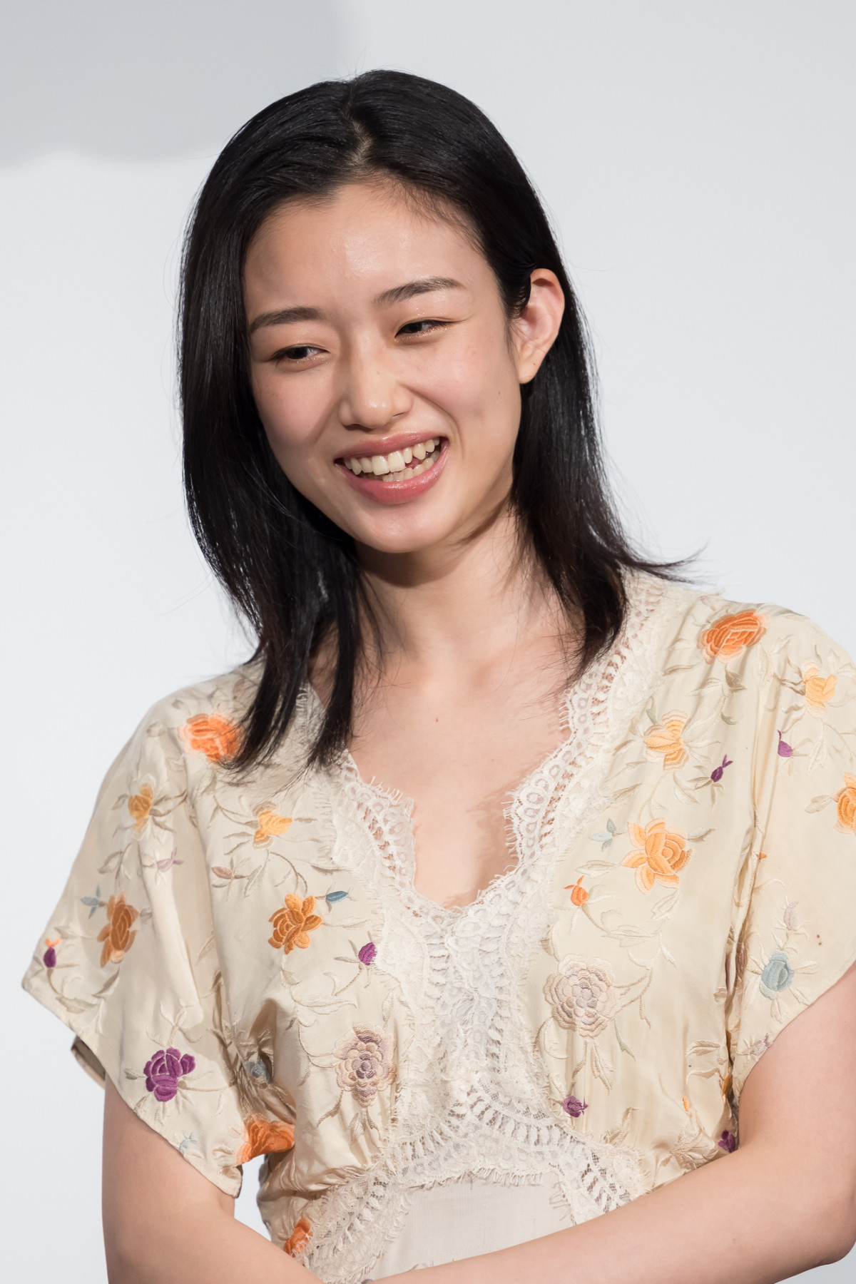 河合優実、自身のチャームポイントを告白「“しっかりしてそう”って言われるんですけど」