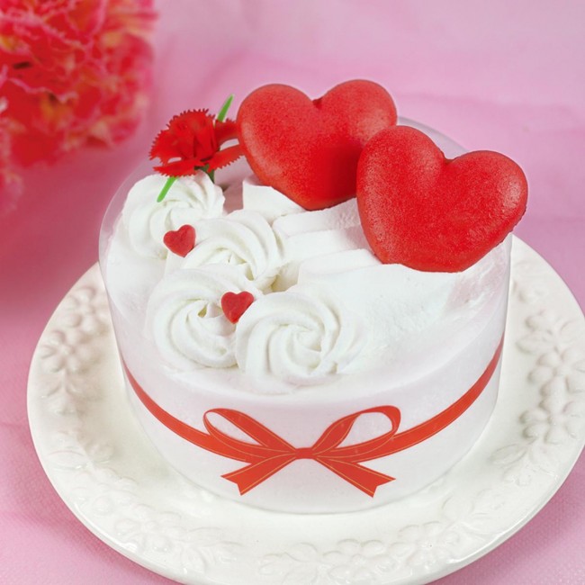 不二家「母の日限定スイーツ」予約開始！　ペコちゃんグッズ付属のケーキなど展開