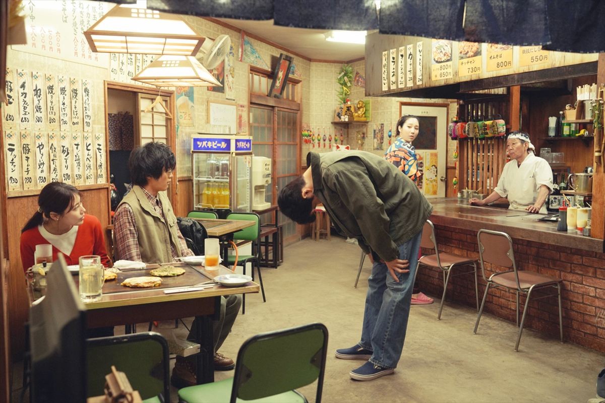 鈴木亮平×有村架純からのコメントも！　『花まんま』素直になれない兄妹の掛け合い捉えた本編映像解禁
