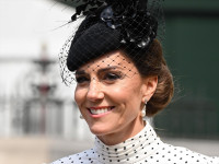 英キャサリン妃、ヨーロッパ戦勝記念日80周年の感謝礼拝に出席