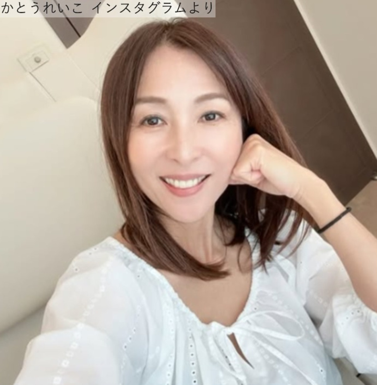 伝説のグラビアクイーン・かとうれいこ56歳、シースルー姿が「美しすぎる」「魅力的」「若々しい」