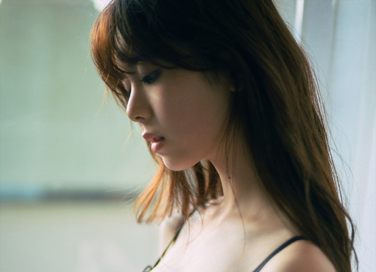 乃木坂46 筒井あやめ 1st写真集『感情の隙間』より