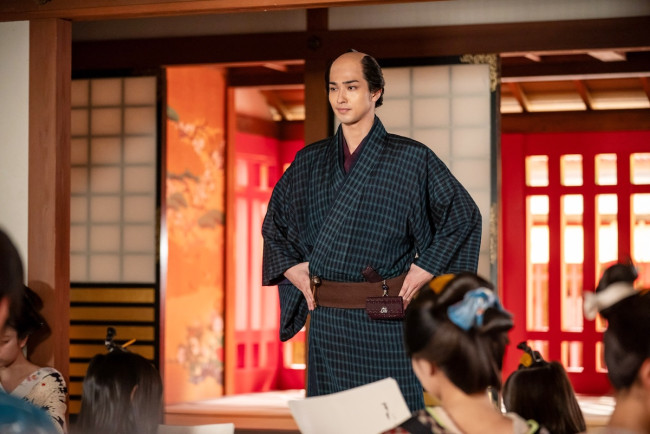 大河ドラマ『べらぼう~蔦重栄華乃夢噺~』第21回「蝦夷桜上野屁音」より