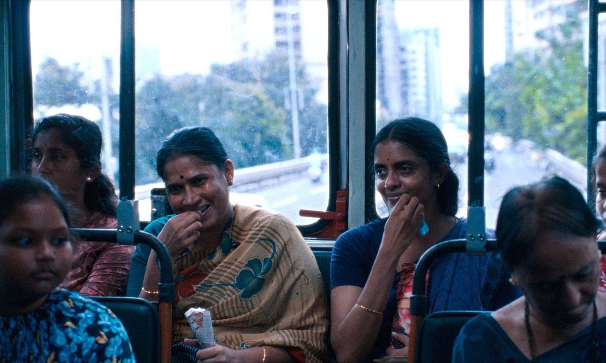 インド映画初・カンヌでグランプリ受賞『私たちが光と想うすべて』本予告解禁　是枝裕和監督も「傑作です」