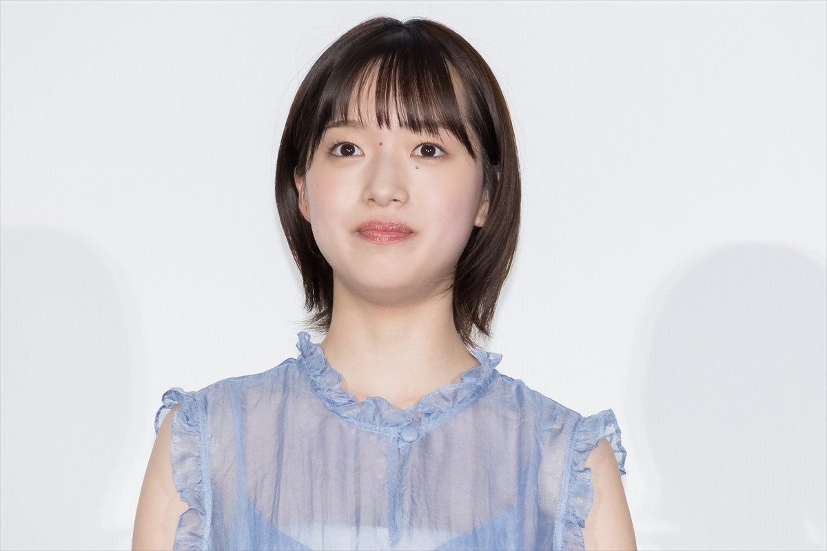 Aぇ! group・佐野晶哉、監督との筋トレで“ムッキムキ”アピール「脱いだらすごいですよ。絶対に脱がないですけれども」