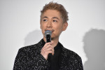 ディーン・フジオカ、映画『父と僕の終わらない歌』公開初日舞台挨拶に登場