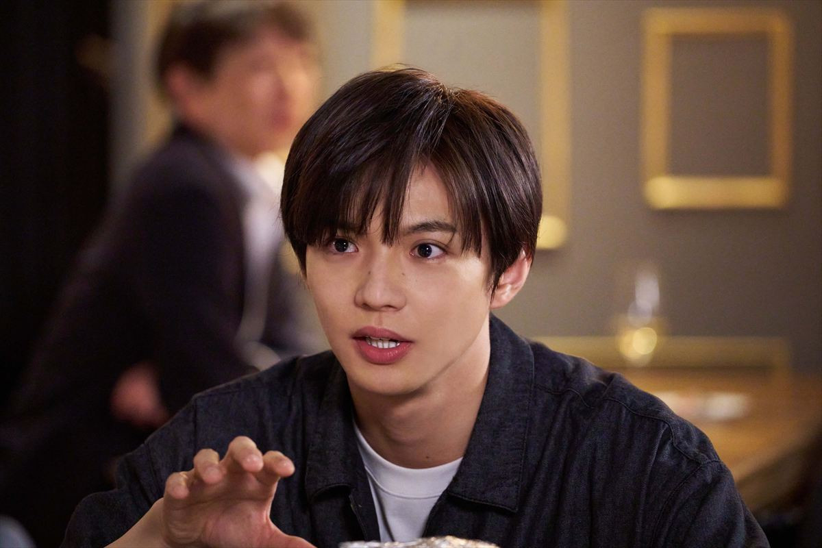 伊原六花、佐藤大樹、渡邊圭祐『恋愛禁止』クランクイン！　第1話の場面写真＆オフショ初公開